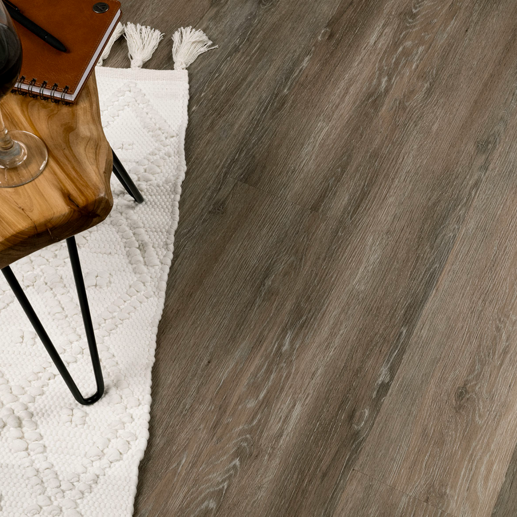 Dulles Tails Luxury Vinyl Planks