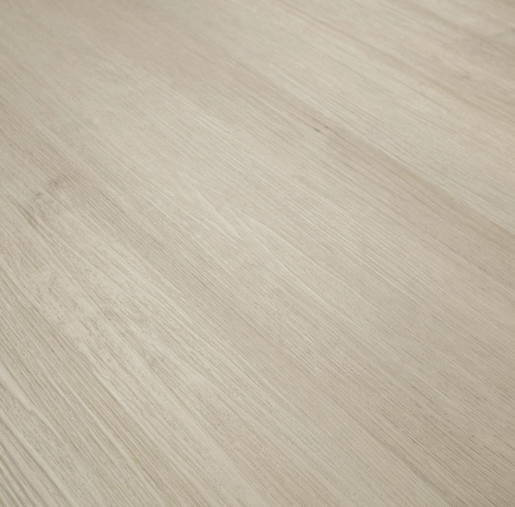 Honey Bella Oak Luxury Vinyl Plank