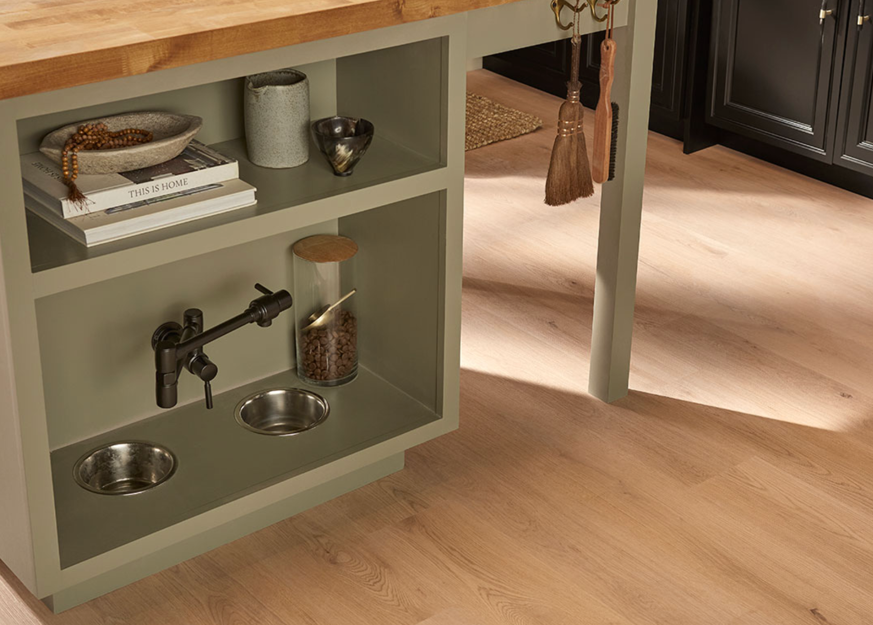Cyrus® Runmill Isle® Luxury Vinyl Planks