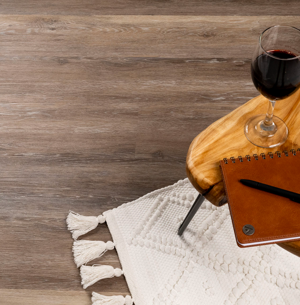 DULLES TAILS Luxury Vinyl Plank
