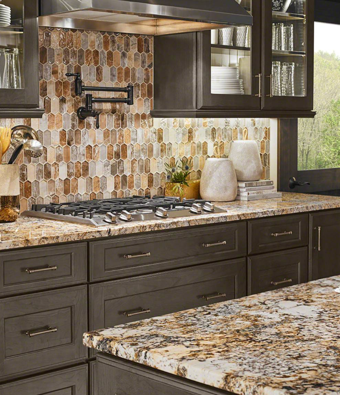 Caravelas Gold Granite