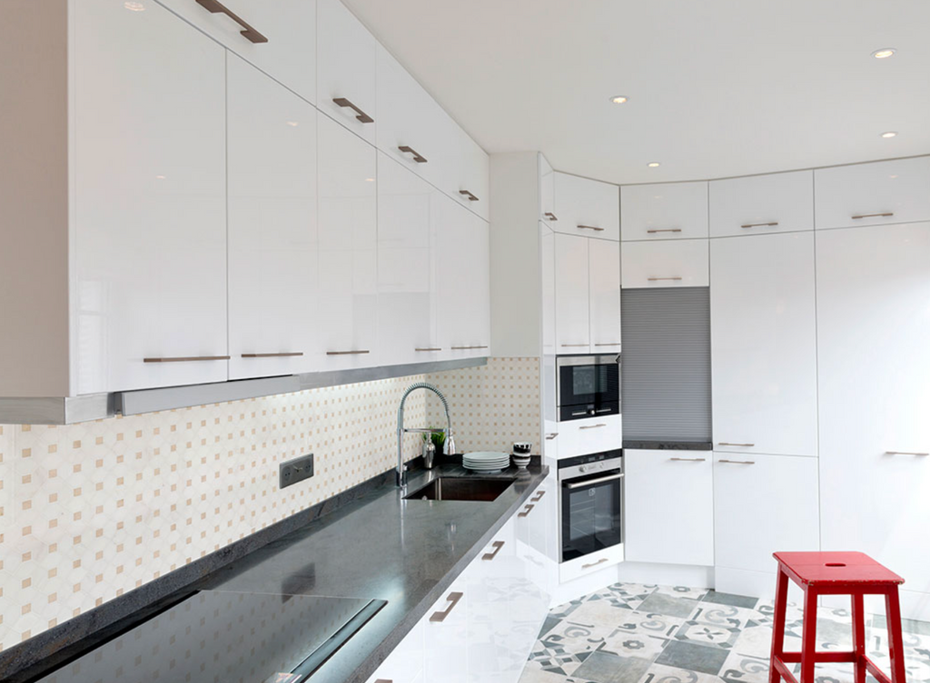Bianco Dolomite Crema Dotty Pattern